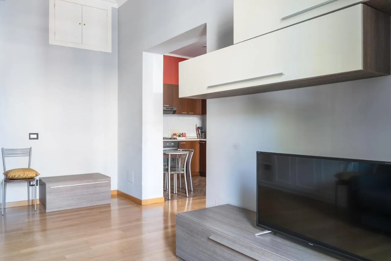 Tiberina Apartments - Rome Trastevere