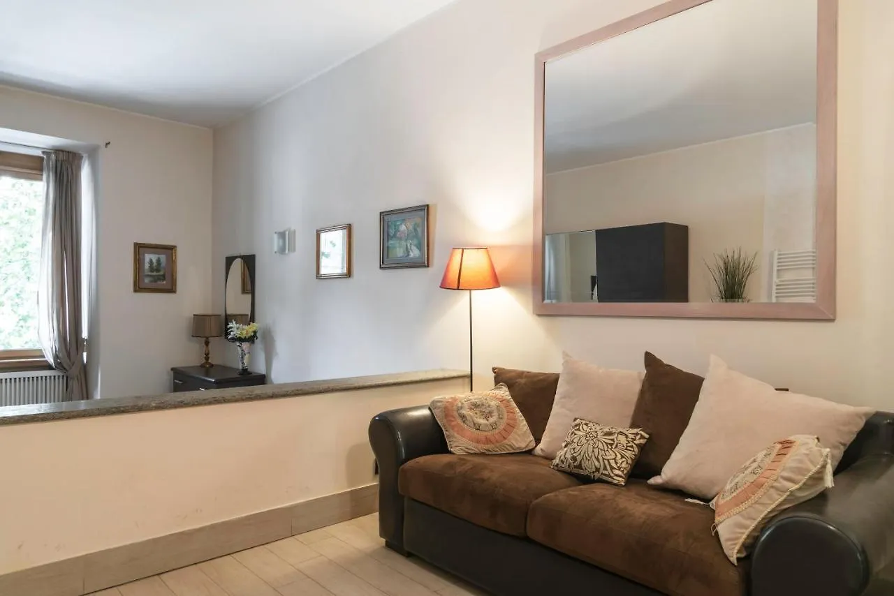 Tiberina Apartments - Rome Trastevere