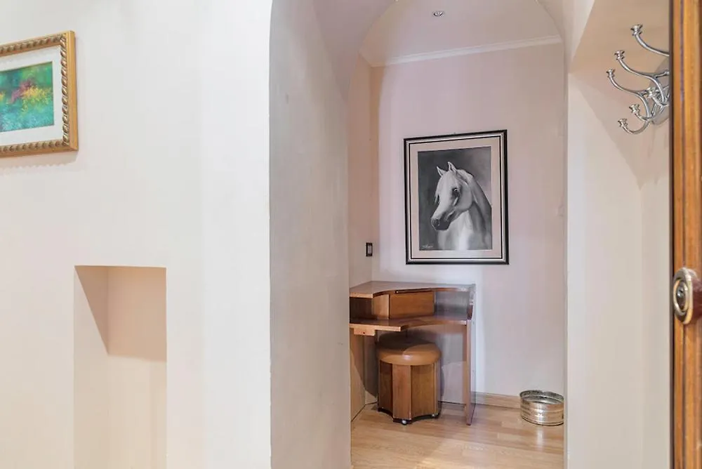 Tiberina Apartments - Rome Trastevere