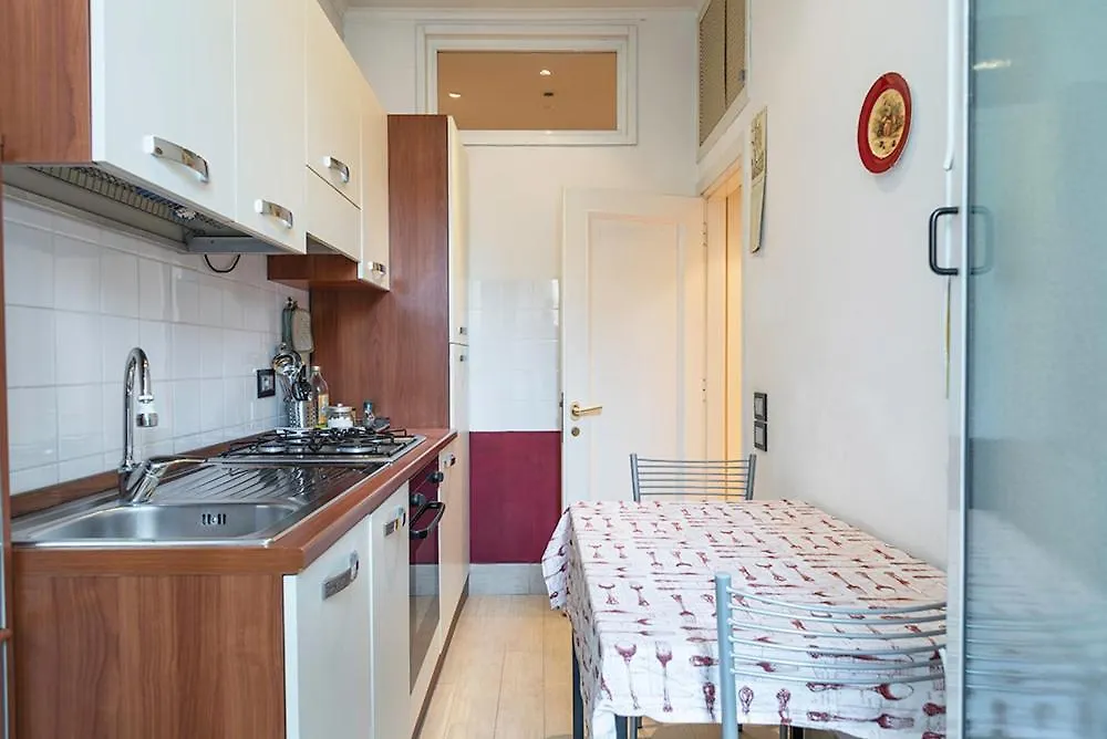 Tiberina Apartments - Rome Trastevere 0*,