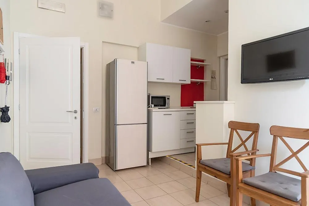 Tiberina Apartments - Rome Trastevere 0*,  Italy