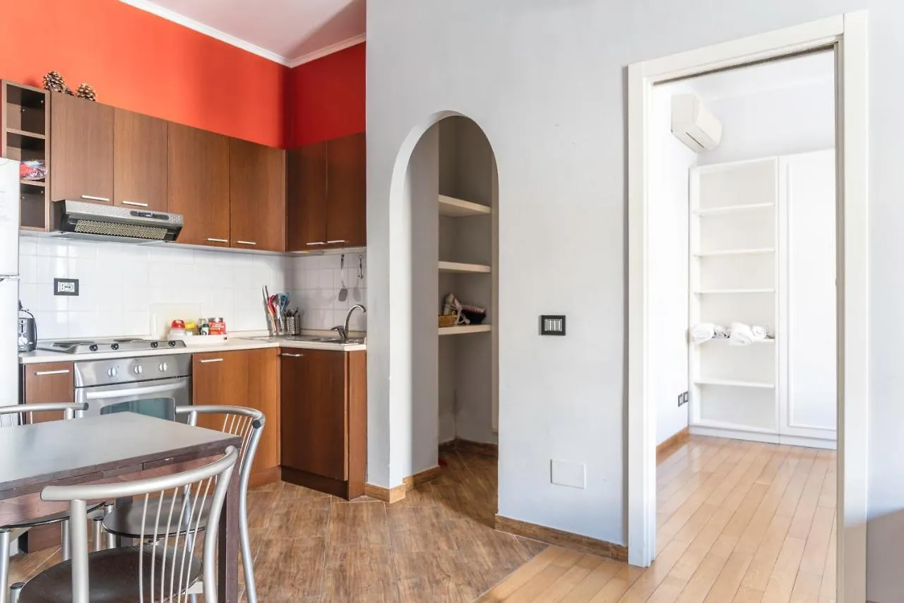 Tiberina Apartments - Rome Trastevere Italy
